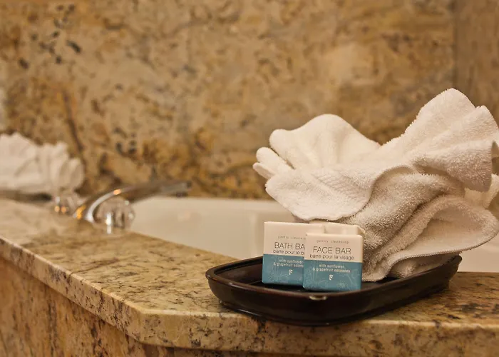 Spark By Hilton I-57 Hotel 3*