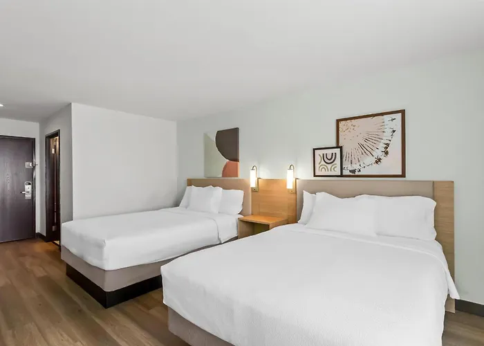Spark By Hilton I-57 Hotel